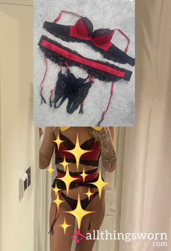 S**y Red & Black, Lovehoney Crotchless Lingerie Set
