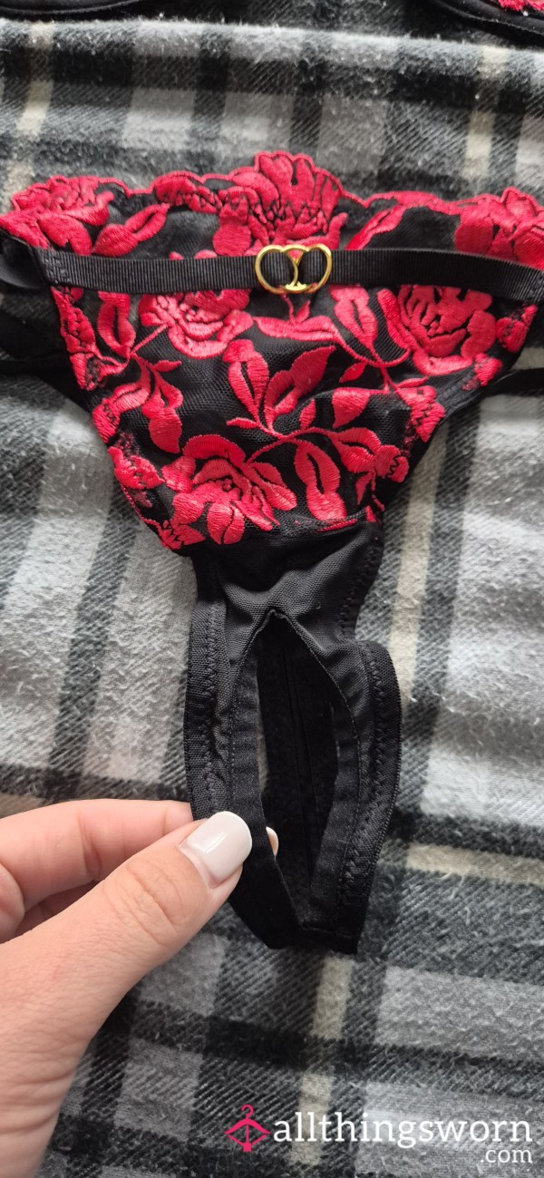 S**y Red Lace Lingere Set