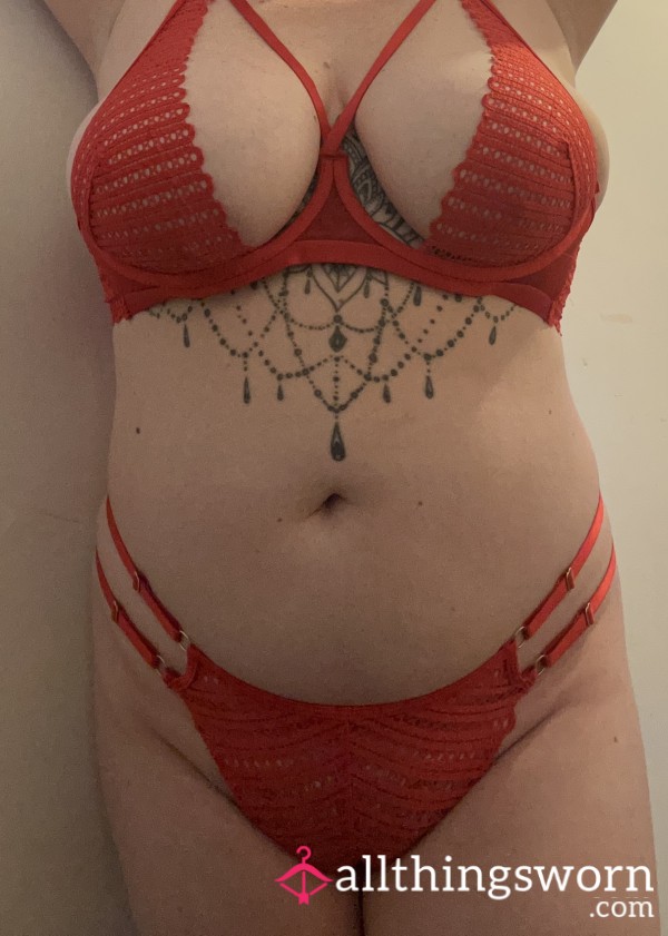 S**y Red Lace Set ❤️