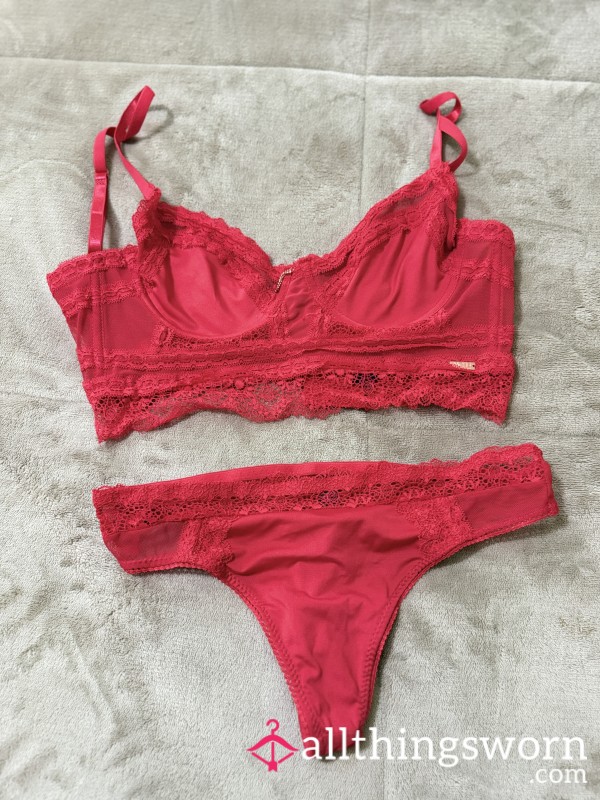 S**y Red Lace Two-piece