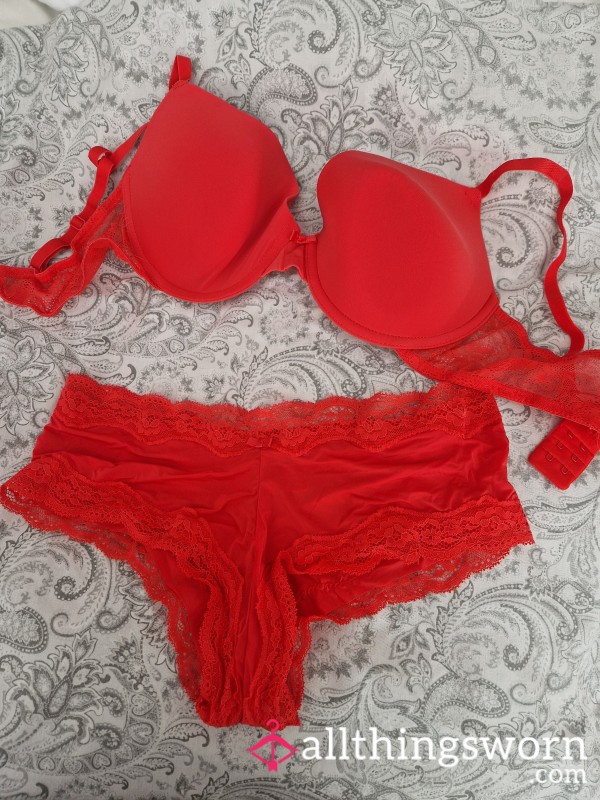 S**y Red Set Of Bra & Panties ❤️