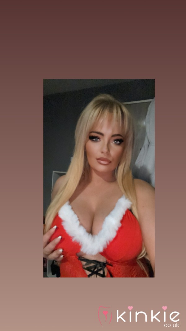 S**Y SANTA