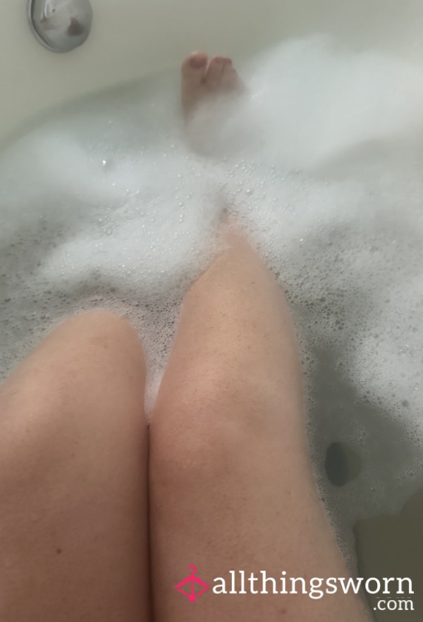 S**y Set Of 6 Bath Time Photos