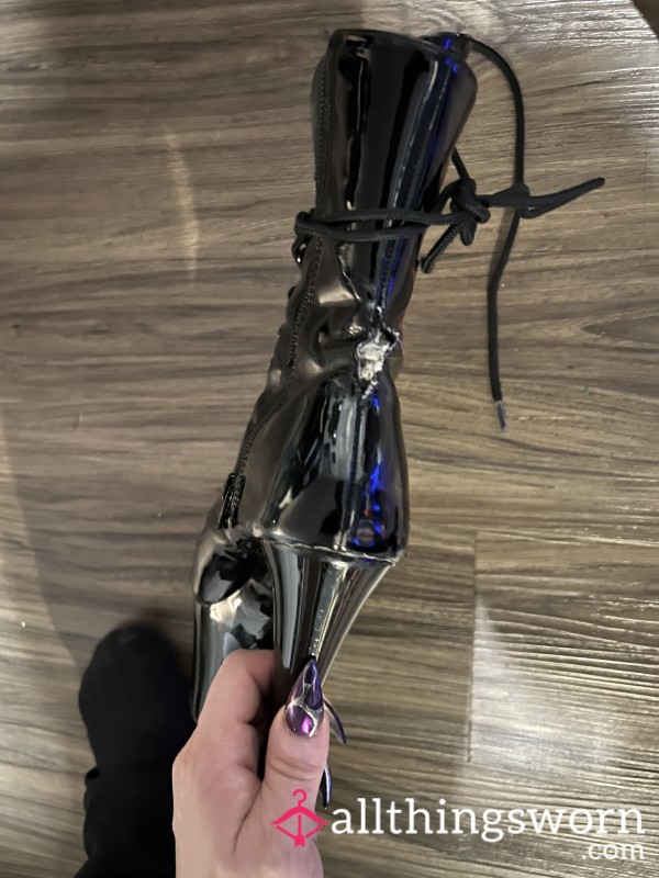 S**y Shiny Pleasers - Well-worn And Loved On