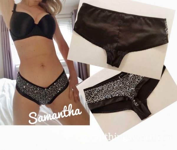 S**y Shorts And A Hot Photo Set, Plus A 2min Video In Your Panties 🖤 Licking Good.