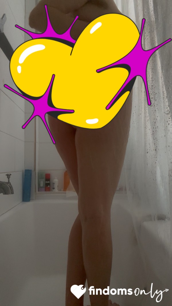 S**y Shower Shots 💦