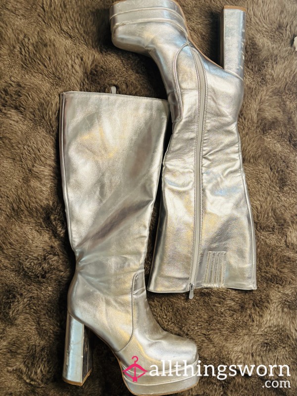 S**y Silver Gogo Boots, Womens Size 9