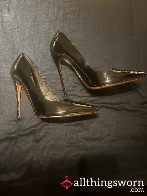 S**y Stilettos Only Used To Be F**ked In 😉