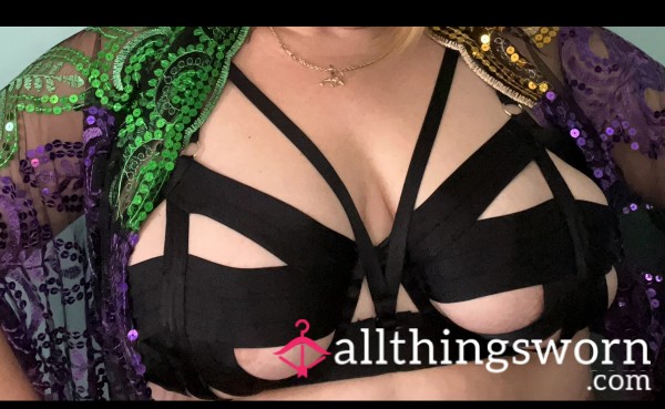 S**y Strapy Bra