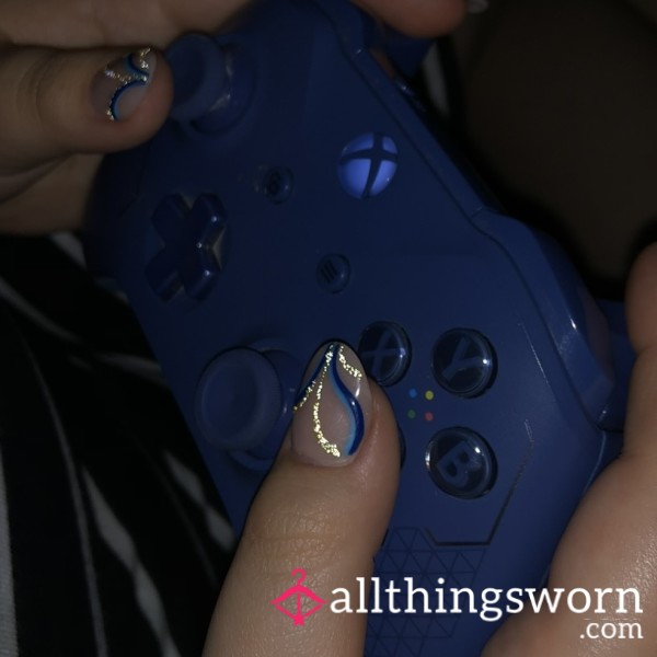 S**y Student’s Gaming Session