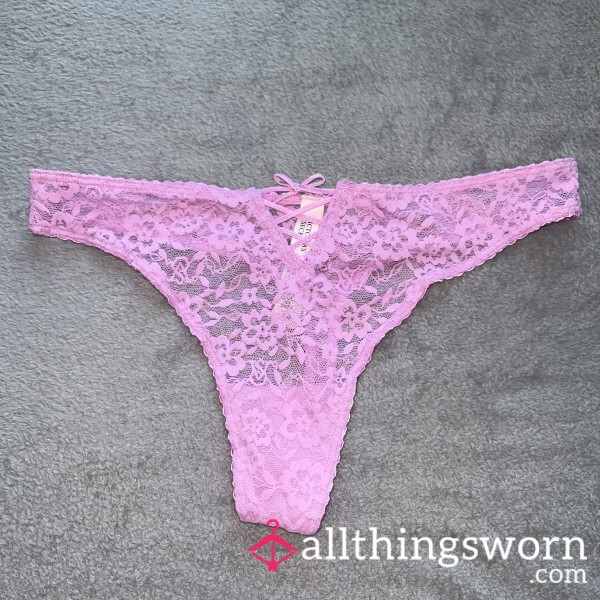 VS Pink Flor*l Lace Thong