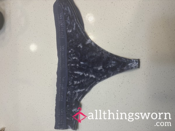 S**y Suede Thong