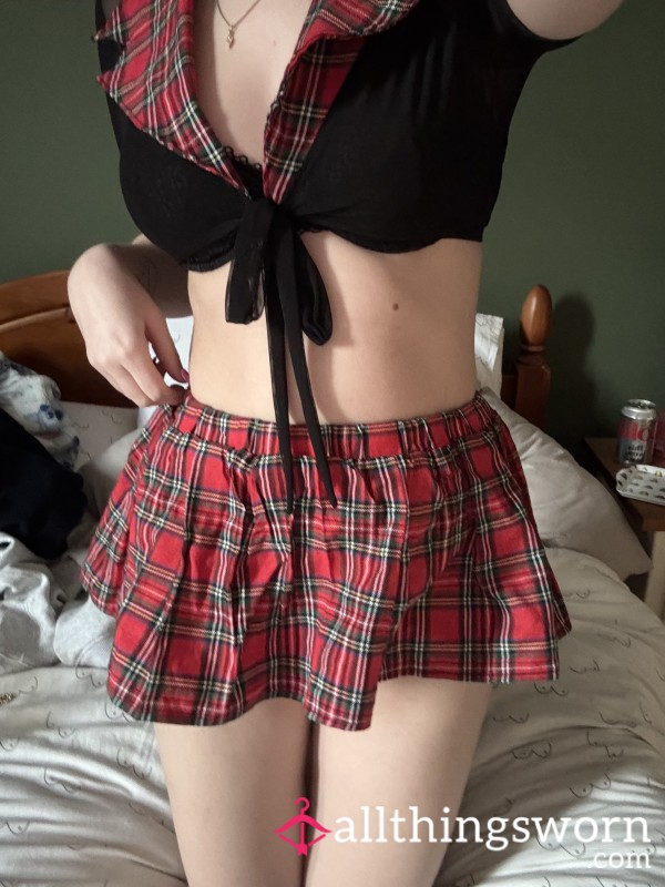 Brat In Plaid: My Naughty Schoolgirl Outfit 💋😈