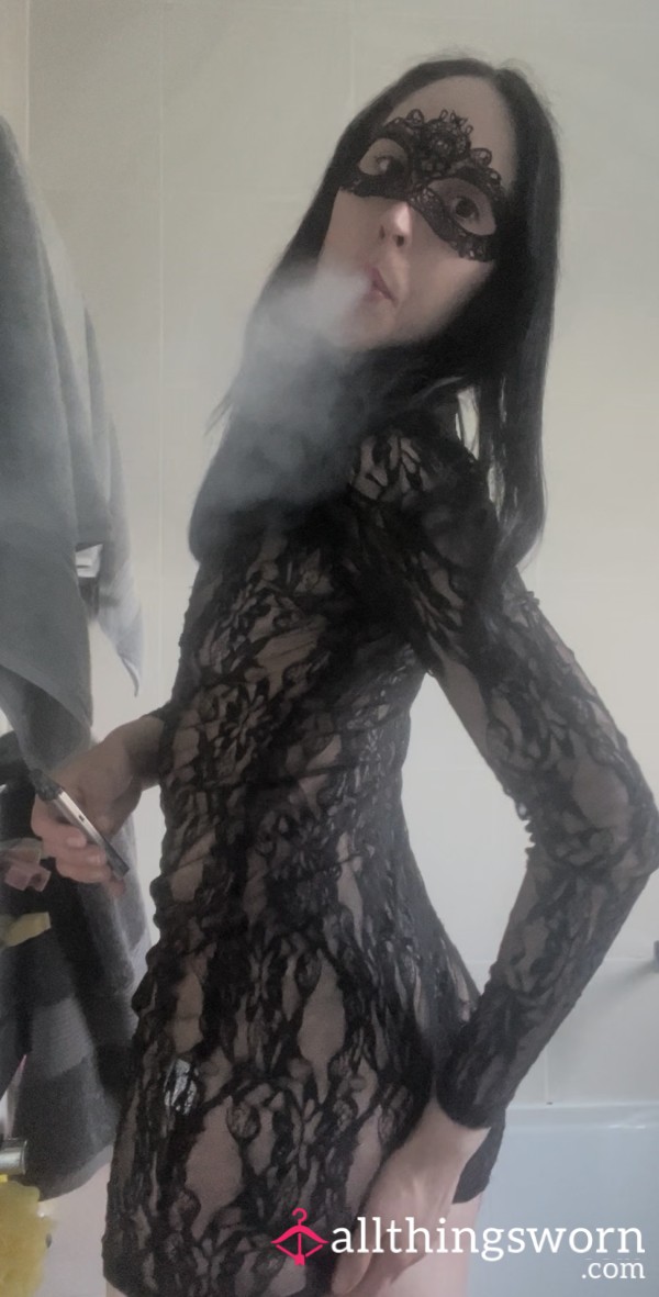 S**y Vaping While Nude And Removing Stockings 🔥🫦
