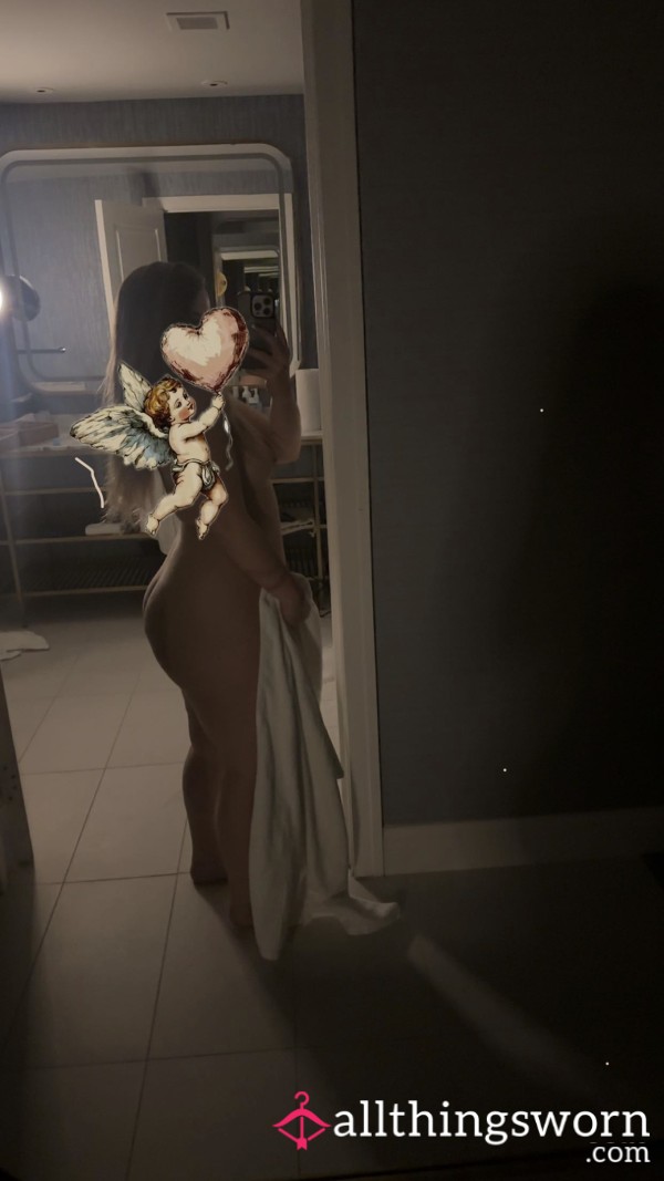 S**y & Wet Feet Pics Or Vids