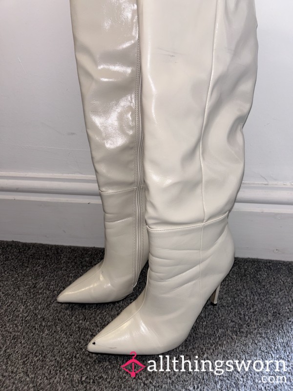 S**y White Boots 😘😈