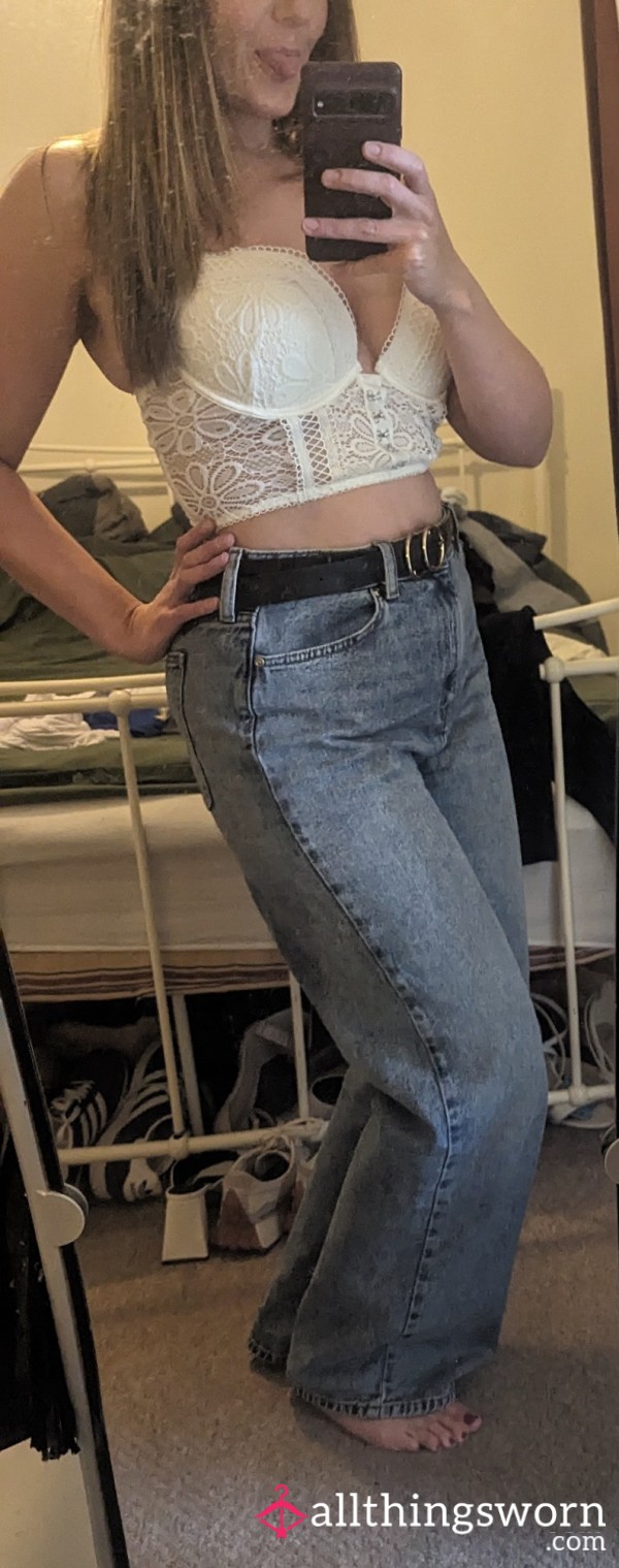 S**y White Bra 🤍