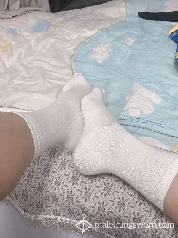 S**y White Socks