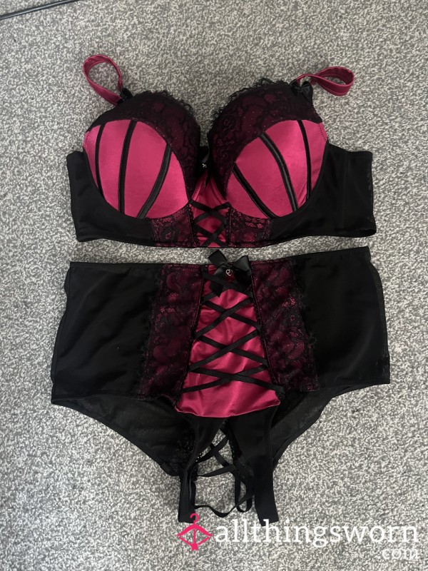 S**y Worn Lingerie, Crotchless…..NOW SOAKED 💦💦💦💦 Watch My IC For Proof