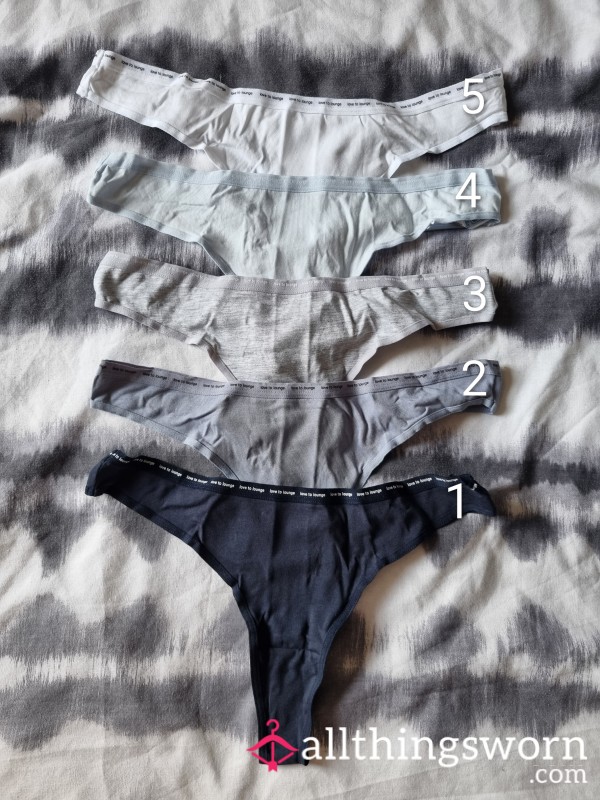 Shades Of Blue Cotton Thongs 💙