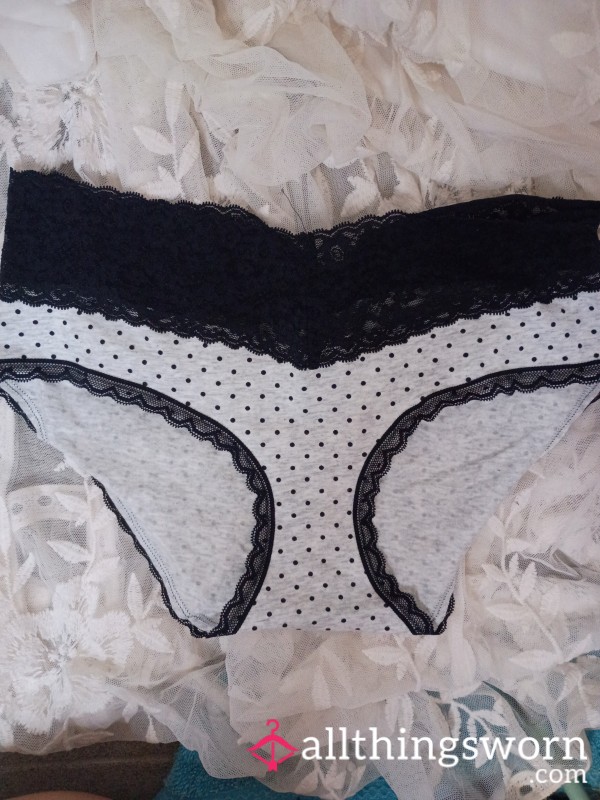 She Wore An Itsy Bitsy Teenie Weenie Grey Lace 🩶 Polka Dot Bikini That She Wore For Some Play Today 😜🖤Proof Of Wear Pics And Videos With Tracked Shipping Included ❤️ Open For Extended Wear