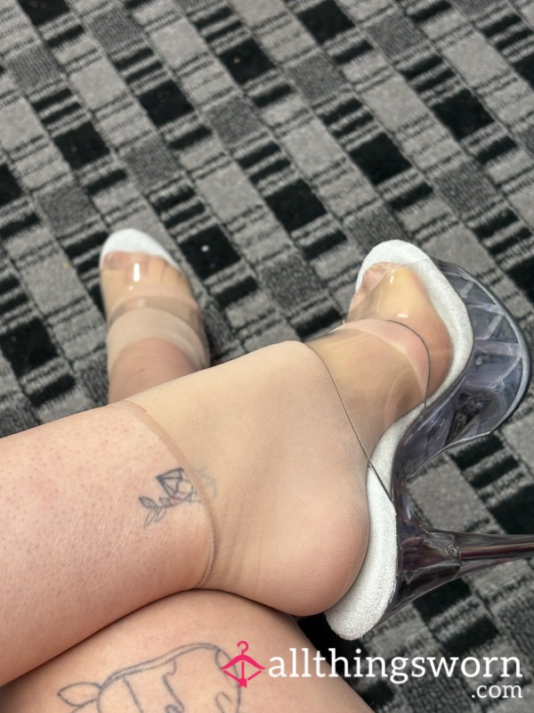 Sheer Ankle Socks