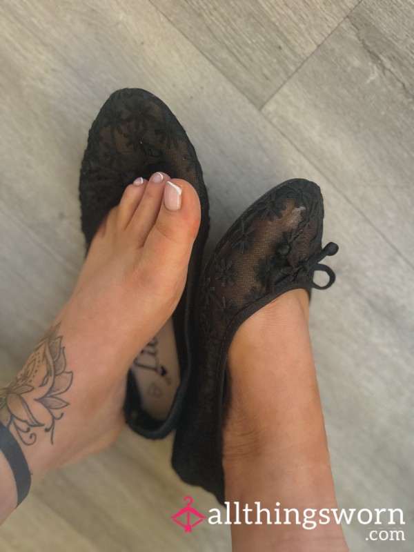 Sheer Black Dolly Shoes Size 5 🥿