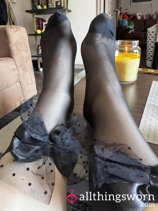Sheer Fancy Black Socks With Bow