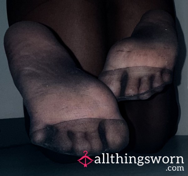 Sheer Tights. My Scent, Your Obsession 💋