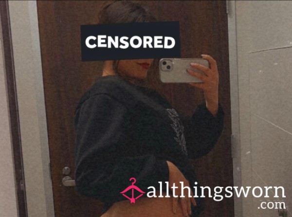 Shhhh… Work Nudes 🤫🍒🍑😈