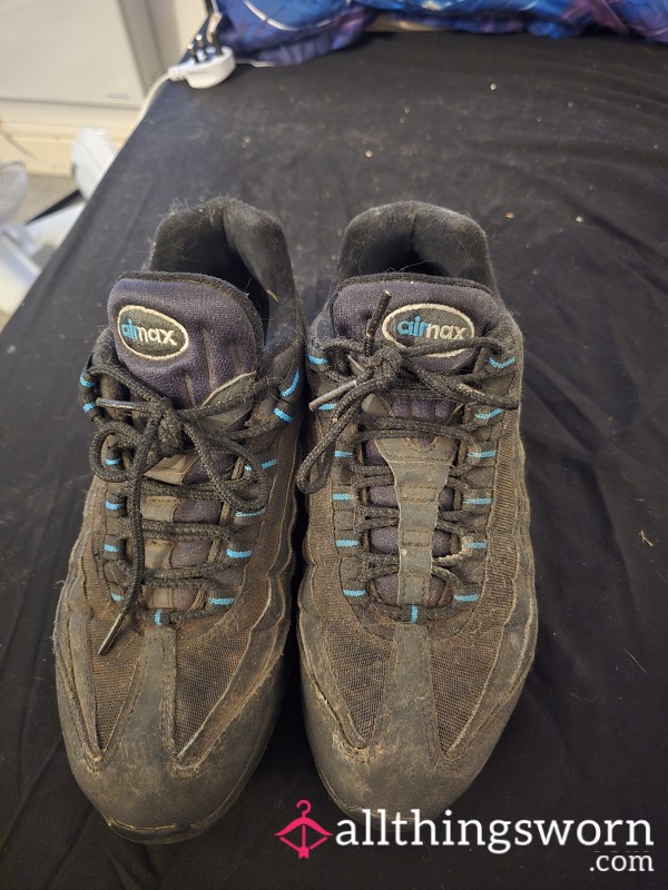 Shoe Cleaning Service