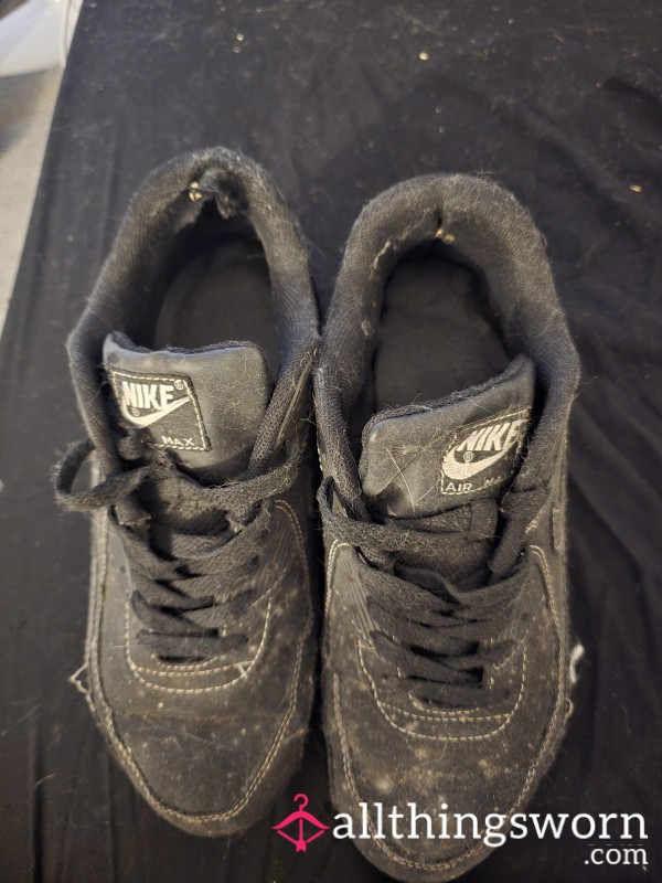 Shoe Cleaning Service