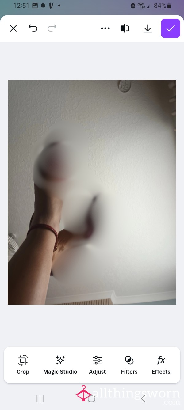 SHOE DANGILING