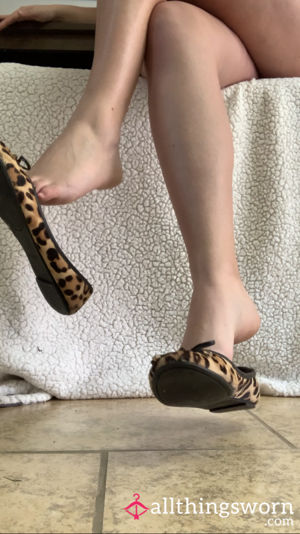 Shoe Dangling