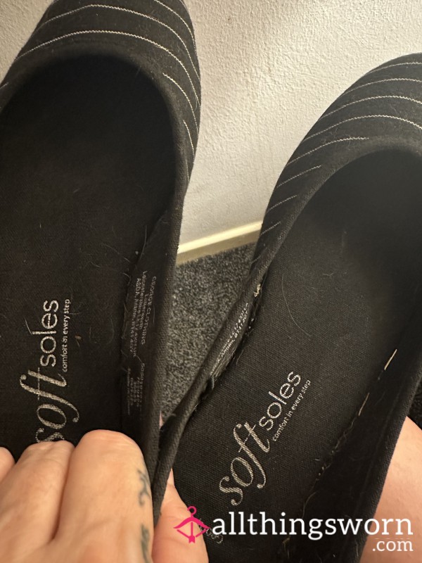 Shoe Dangling