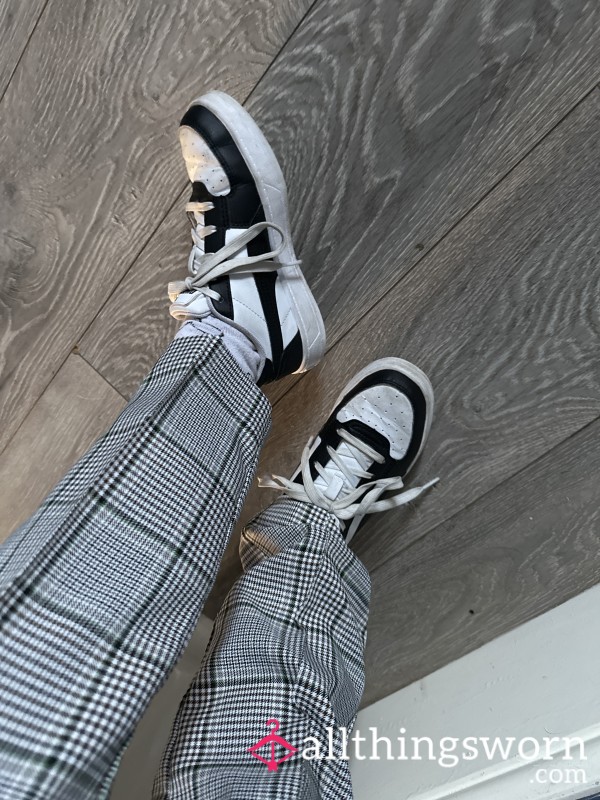 Goddesses Shoe Play With Black And White Puma Trainers