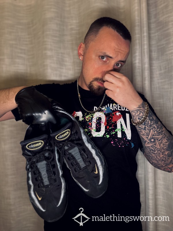 👟 Shoe/Feet Worship Humiliation Custom Video 👞 - 5 Mins