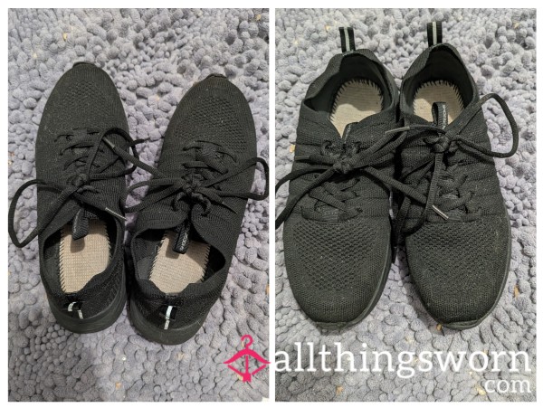 Shoes For Crews Women’s Slip-Resistant Work Sneakers (Women’s US Size 7)