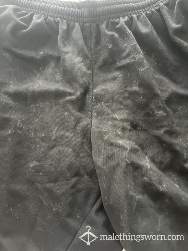 Short De Sport Juté Une Dizaine De Fois