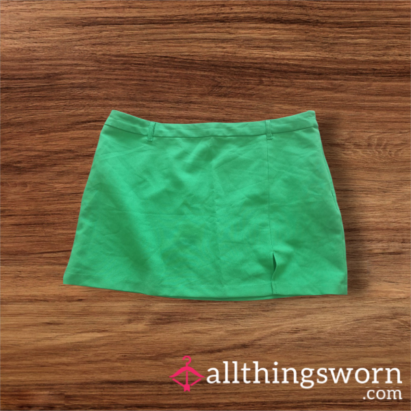 Short Green Skirt Size 20