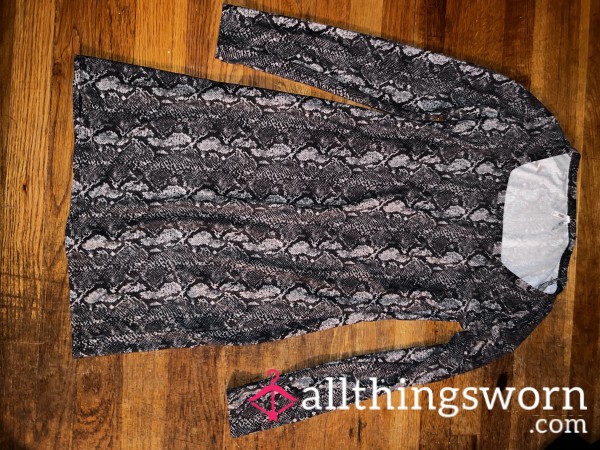 🖤🐍Worn Short Snakeskin Print Bodycon Long-Sleeved Dress Medium🐍 🐍