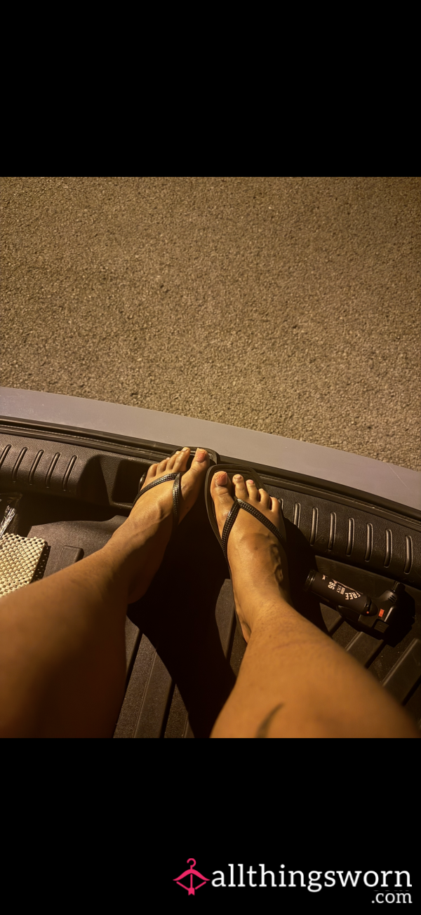 Should I Put On Socks For You Or You Like Bare Feet ?