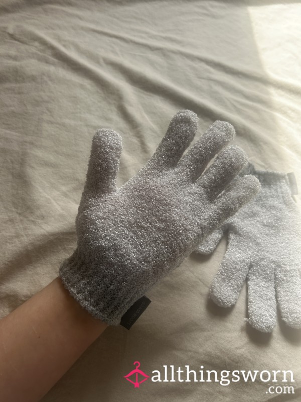 Used Shower Exfoliating Gloves