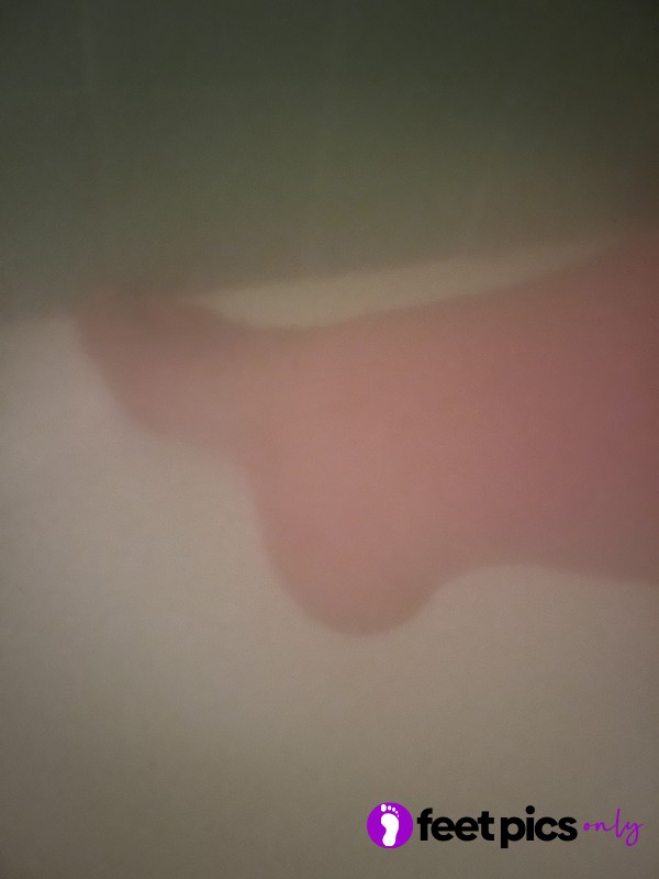 Shower Feet Pics…just An Example 😊