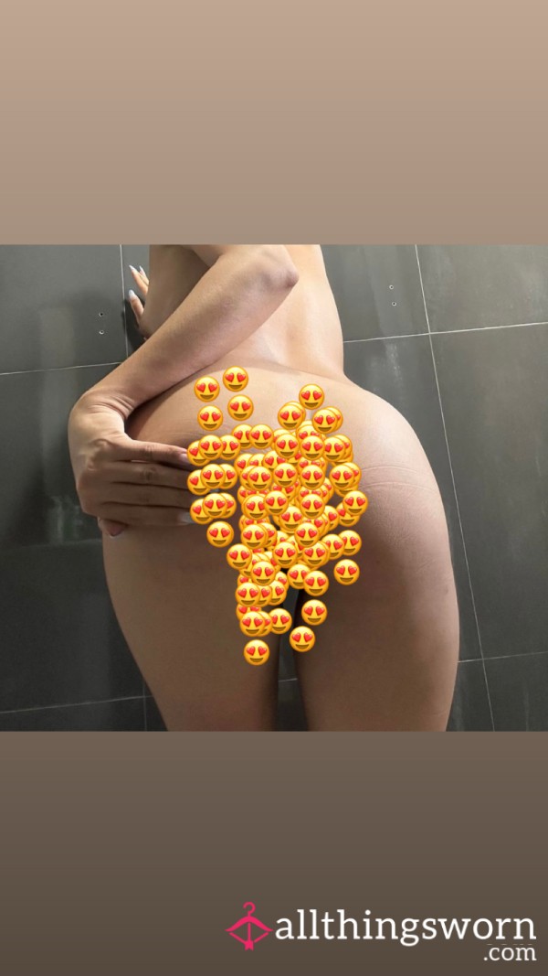 Shower Pics  Showing Pu**y