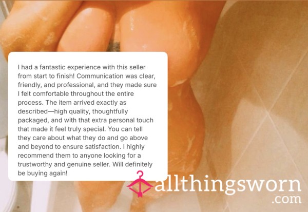 💧 🚿 Shower Time With Red