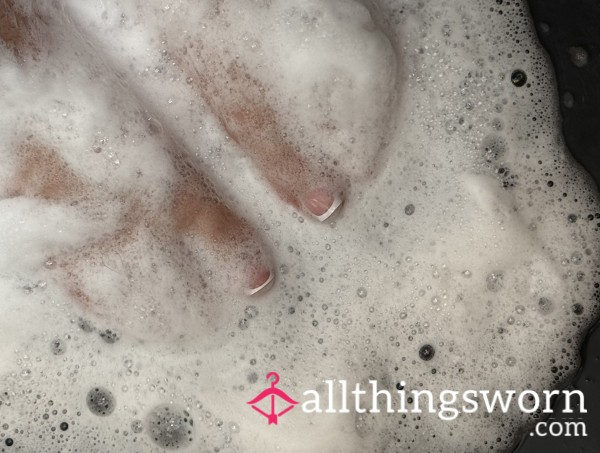 Shower Toes (5 Pic Set)