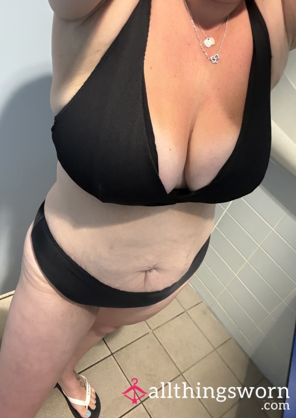 Shower With Me At The Swimming P**l