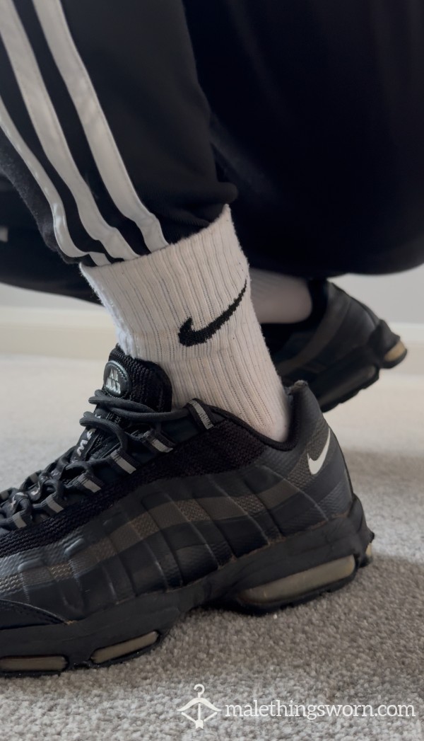 Showing Off My 95s Stomping On Filthy Jock