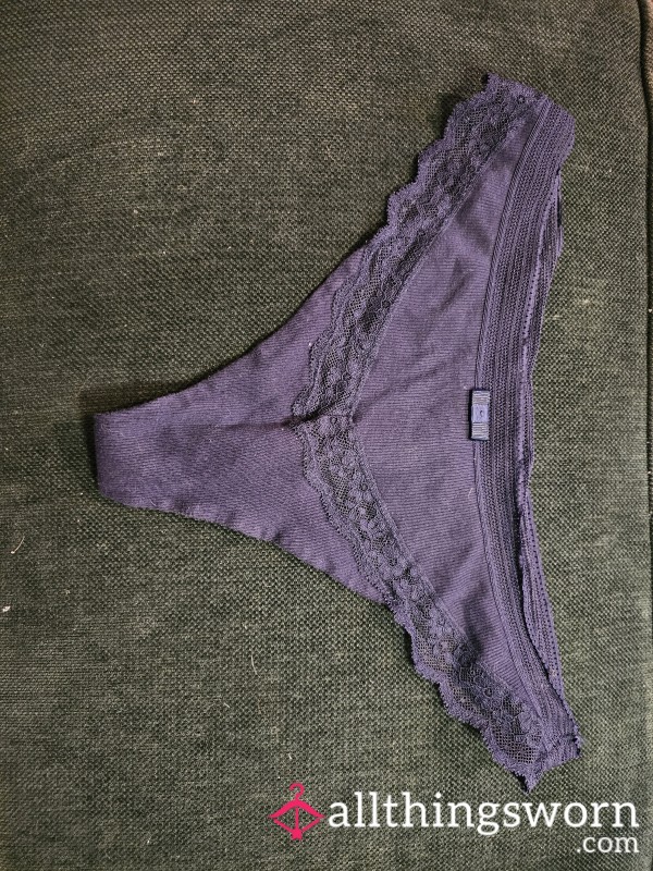 SHRINE-WORTHY SEDUCTION: EmpressAdriana's Worn Thongs For Worship